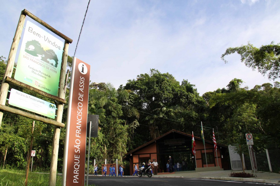 You are currently viewing Neste sábado tem caminhada no Parque São Francisco