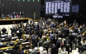 Read more about the article Congresso derruba veto e interfere na gestão municipal da saúde