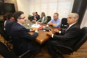 Read more about the article Governador e ministro discutem alternativas para SC avançar em investimentos na área da cultura