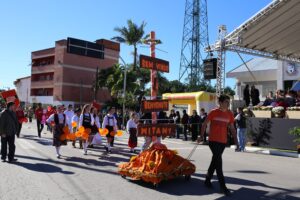 Read more about the article Tradição empreendedora no desfile de 56 anos de Guabiruba