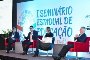 Read more about the article Primeiro Seminário Estadual de Educação debate colaboração e associativismo