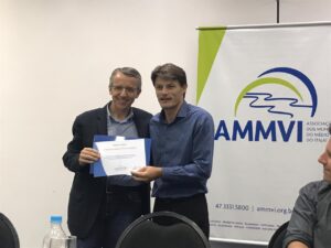 Read more about the article Prefeito Mário Hildebrandt assume presidência da AMMVI