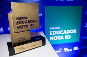 Read more about the article Professora de Gaspar está concorrendo ao prêmio de melhor professor da educação básica do Brasil