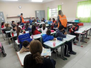 Read more about the article Escolas de Gaspar recebem Programa Observador Social Mirim