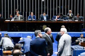 Read more about the article Senado aprova recursos da cessão onerosa para estados e municípios