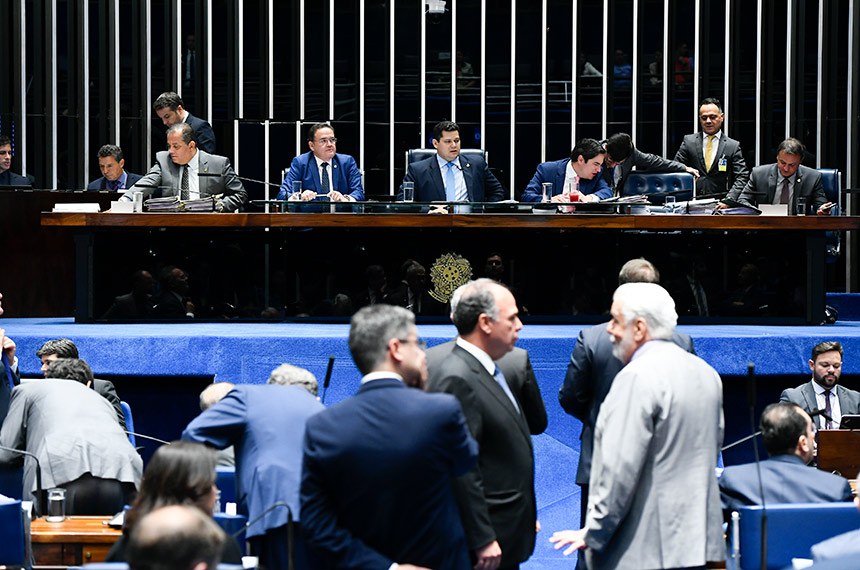 You are currently viewing Senado aprova recursos da cessão onerosa para estados e municípios