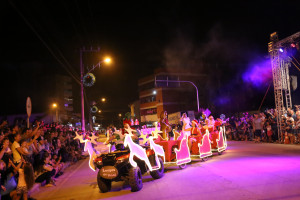 Read more about the article Desfile de Natal e Feira Natalina estão com inscrições abertas em Guabiruba