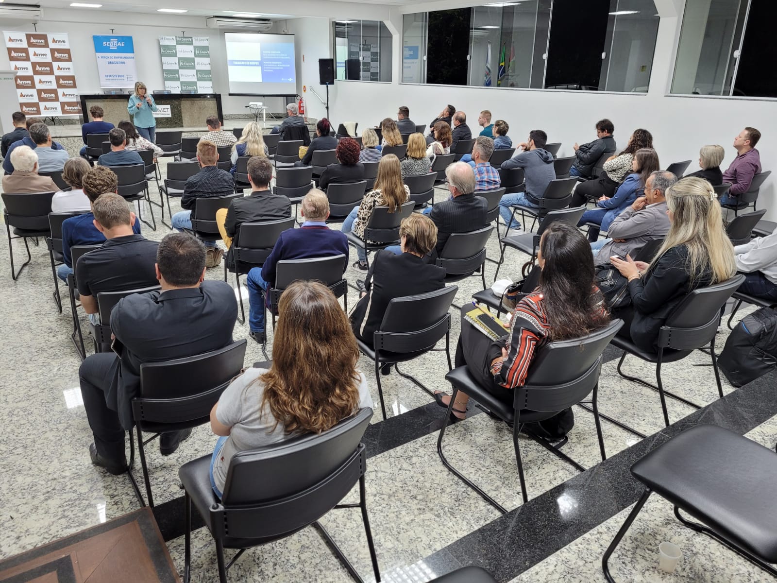 You are currently viewing Timbó e Apiúna recebem projeto Vale Europeu em Movimento para debaterem as prioridades da região