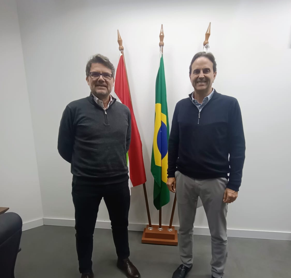 Read more about the article Amve busca parceria do Estado para projetos na região